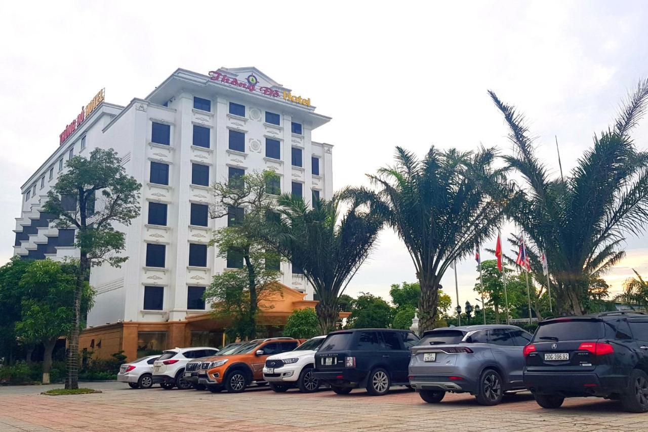 Thông Đỏ Hotel Vinh Exterior foto