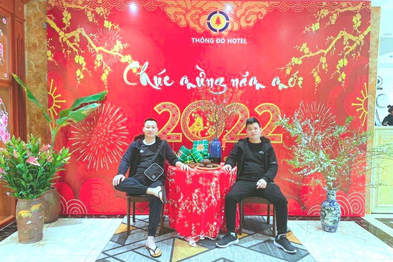 Thông Đỏ Hotel Vinh Exterior foto