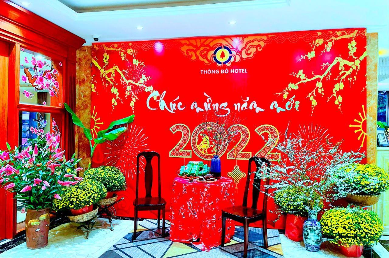 Thông Đỏ Hotel Vinh Exterior foto