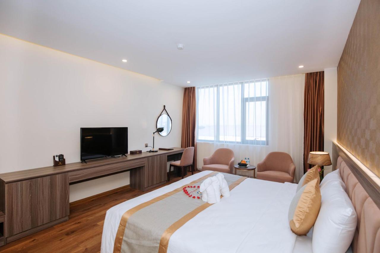 Thông Đỏ Hotel Vinh Exterior foto